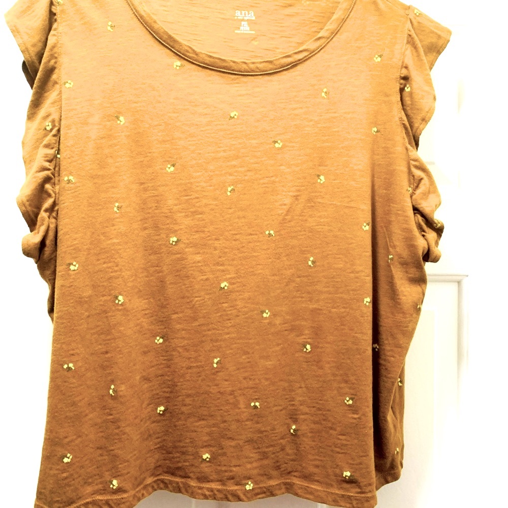 NWOT  Anna Crop top PXL
